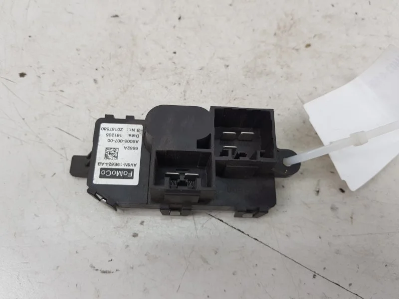 Резистор печки FORD FOCUS 1847910 2
