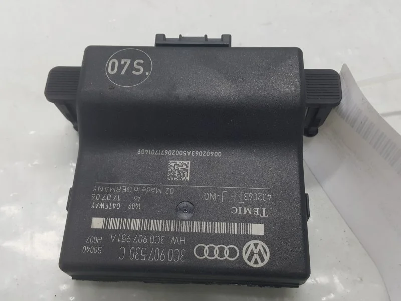 Блок электронный диагностический VOLKSWAGEN PASSAT 3C0907530C B6