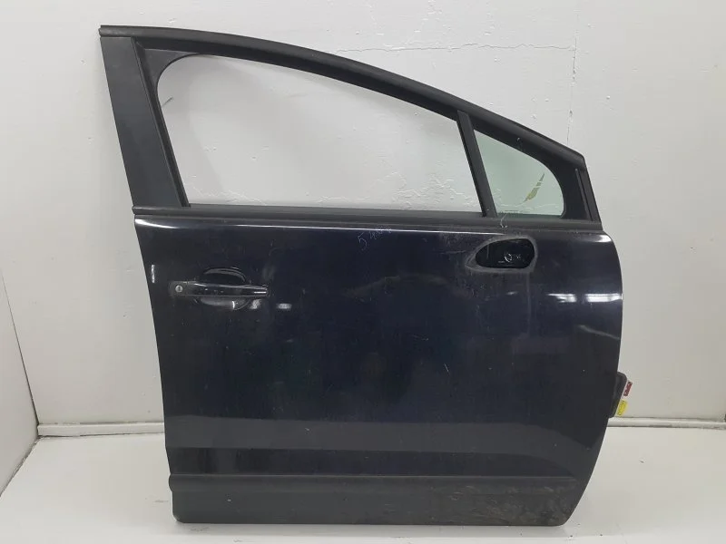 Дверь PEUGEOT 3008 9004AV, передняя правая