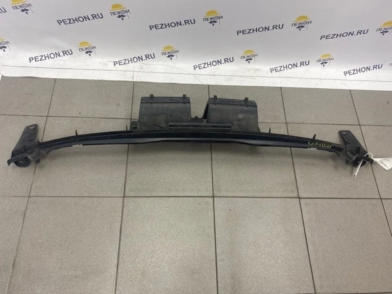 Кронштейн бампера CITROEN C3 741644, задний