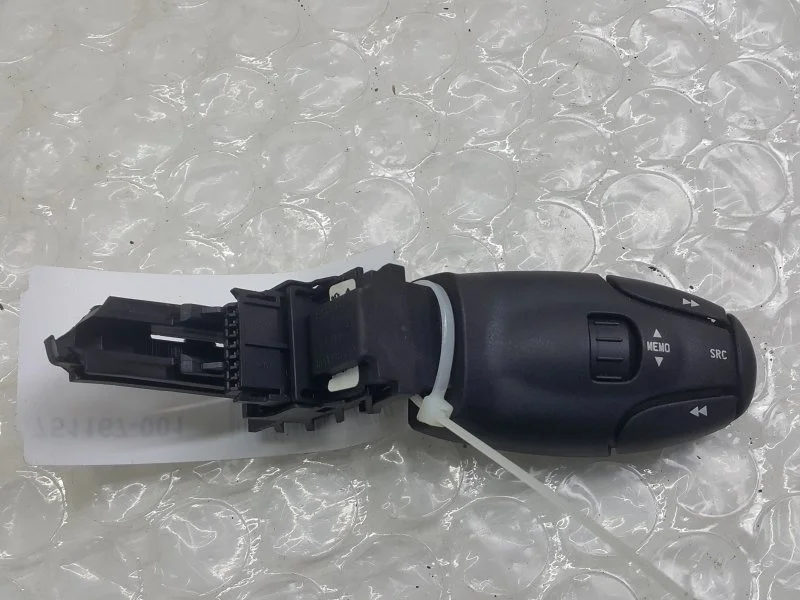 Кнопки управления магнитолой на руль CITROEN C3 6242Z7