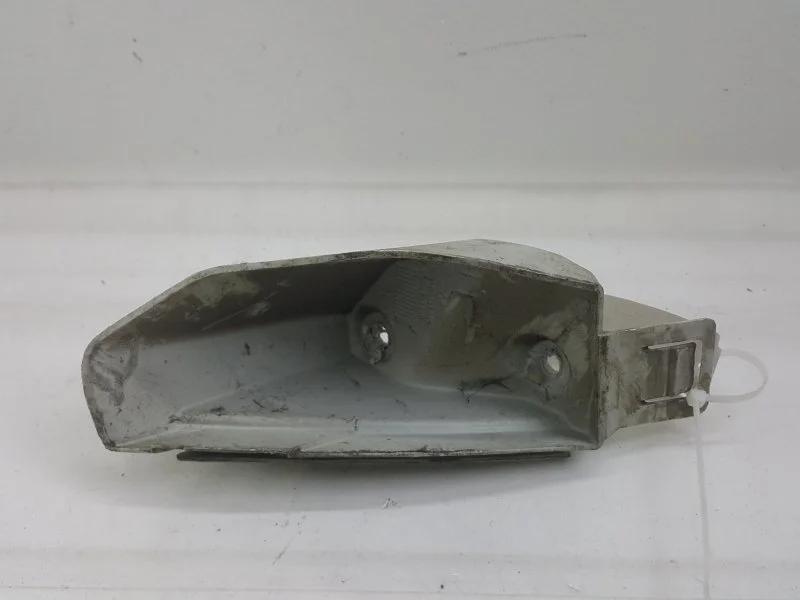 Кронштейн бампера FORD KUGA 1499576 1, задний левый