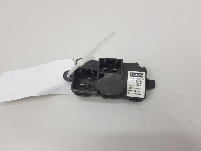 Резистор печки FORD FOCUS 1847910 2