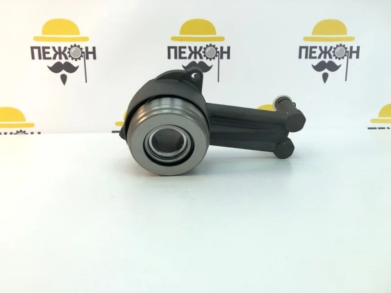 Кронштейн подвесного подшипника FORD FOCUS 1075776 1