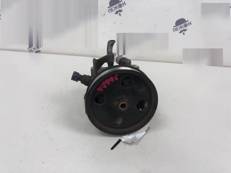 Насос ГУР FORD FOCUS 2006 1362652 2 1.6 HWDA