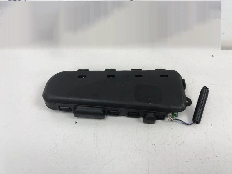 Подушка в сиденье NISSAN QASHQAI 2008 985H0JD00A J10E 1.6 HR16DE, правая