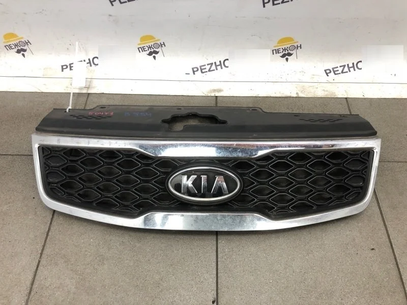 Решетка радиатора KIA RIO 2010 863601G600 2 1.4 G4EE