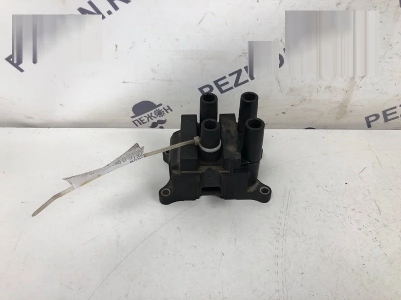 Катушка зажигания FORD FOCUS 1823596 2 1.4-1.6