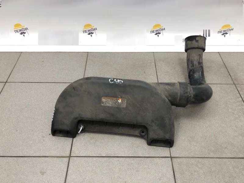 Воздухозаборник HYUNDAI i30 2009 282102L000 FD 1.4 G4FA