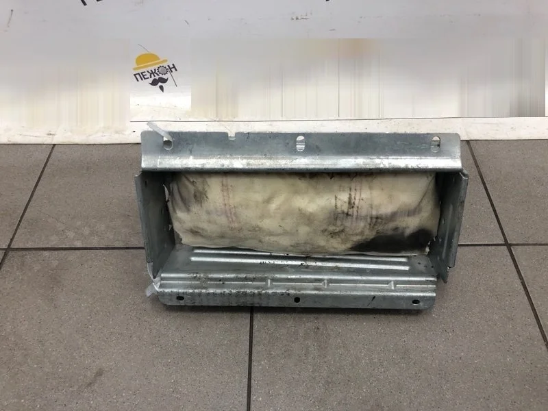 Подушка безопасности в торпедо FORD FOCUS 1337463 2
