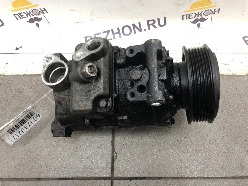 Компрессор кондиционера AUDI A4 2010 8K0260805L B8 1.8 CDHA