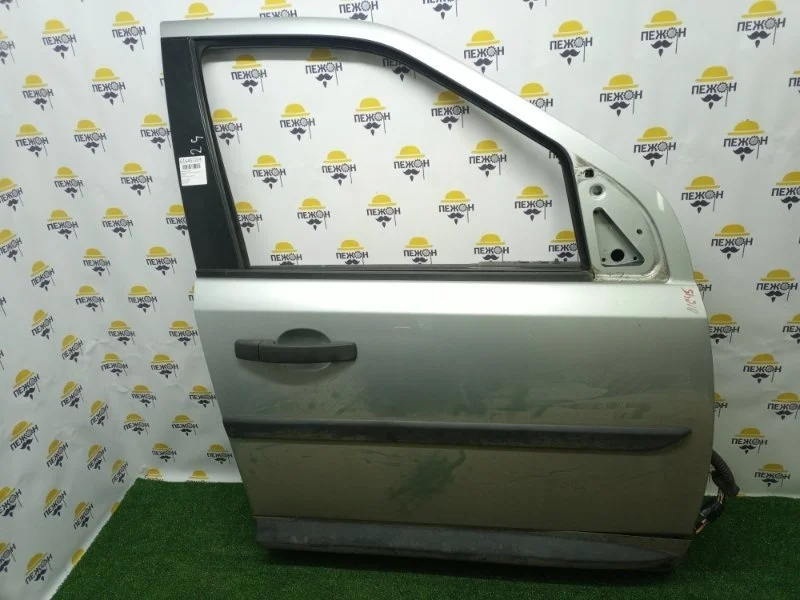 Дверь LAND ROVER FREELANDER 2007 LR005656 2 2.2 224DT, передняя правая