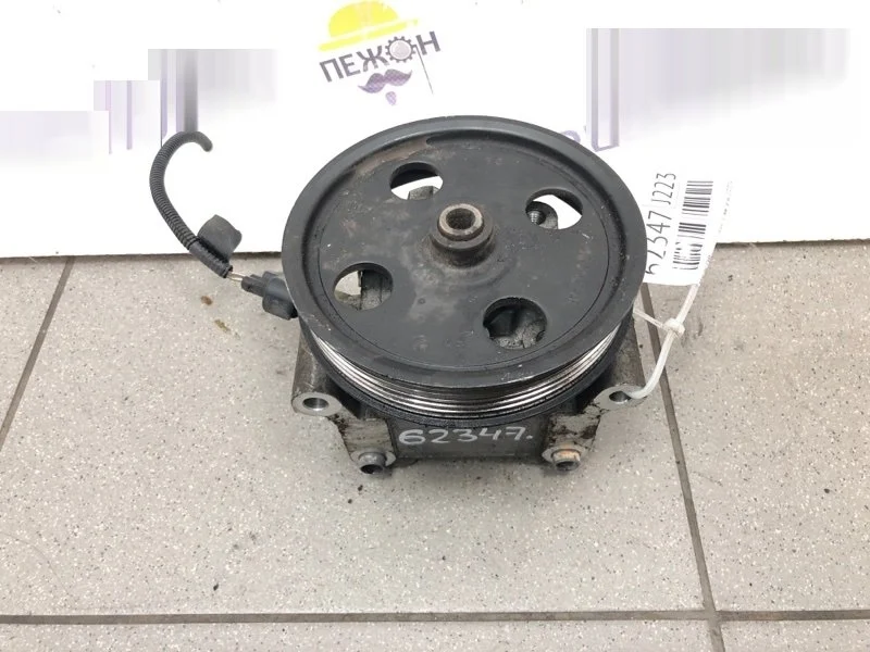 Насос ГУР FORD FOCUS 2009 1470514 2 1.6 SHDA