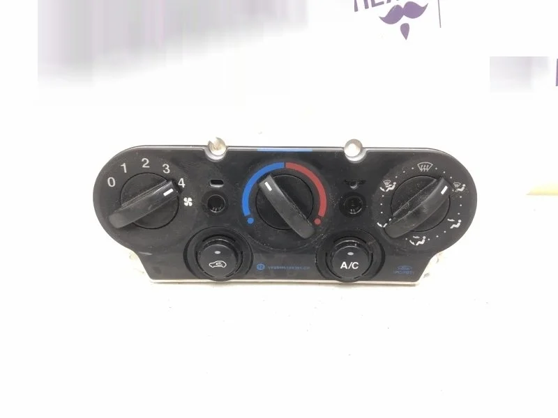 Блок управления кондиционером FORD FIESTA 2007 1426732 MK5 1.4 FXJA