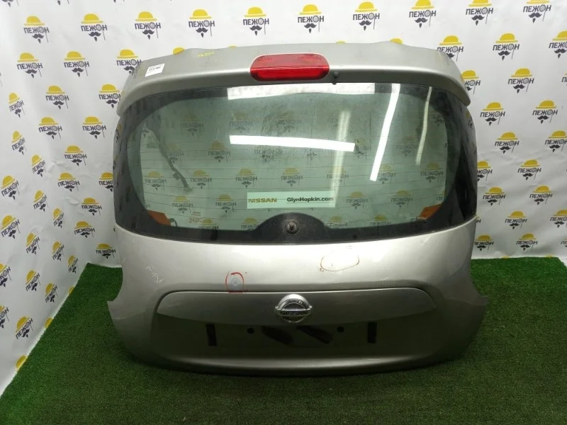 Крышка багажника NISSAN JUKE 2011 K01001KAMD F15 1.6 HR16