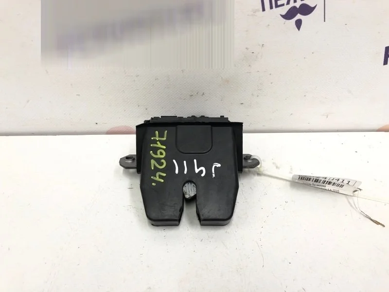 Замок багажника FORD FOCUS 2010 1930055 2 1.6 SHDA