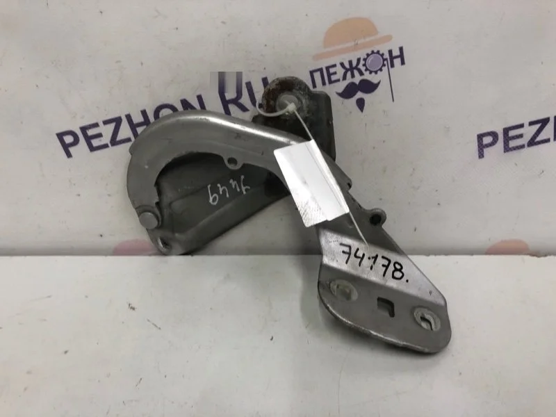 Петля капота FORD FOCUS 2012 1750016 3 1.6 PNDA, правая