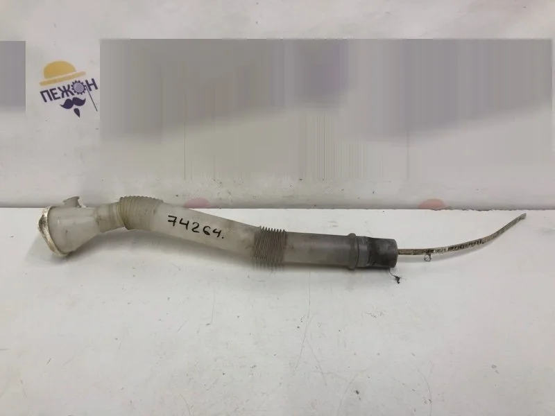 Горловина бачка омывателя MITSUBISHI ASX 2010 8260A097 GA1W 1.6 4A92