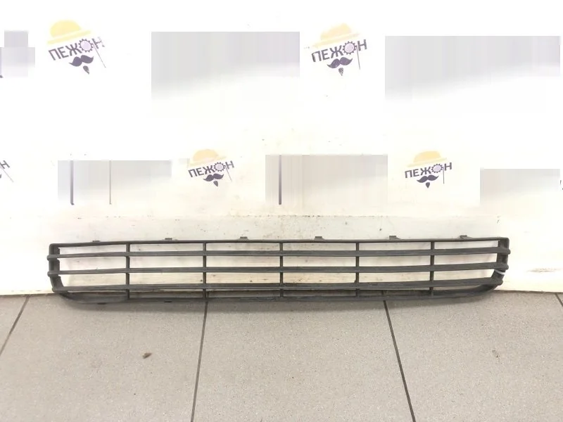 Решетка в бампер VOLKSWAGEN TIGUAN 2008 5N08536779B9 1 2.0 CBAB, передняя