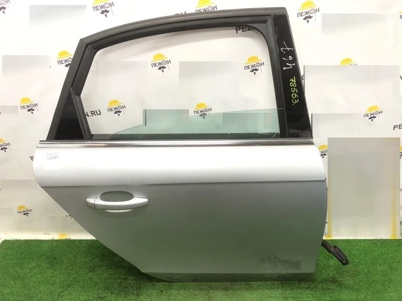 Дверь AUDI A4 2010 8K5833052D B8 2.0 CAGA, задняя правая