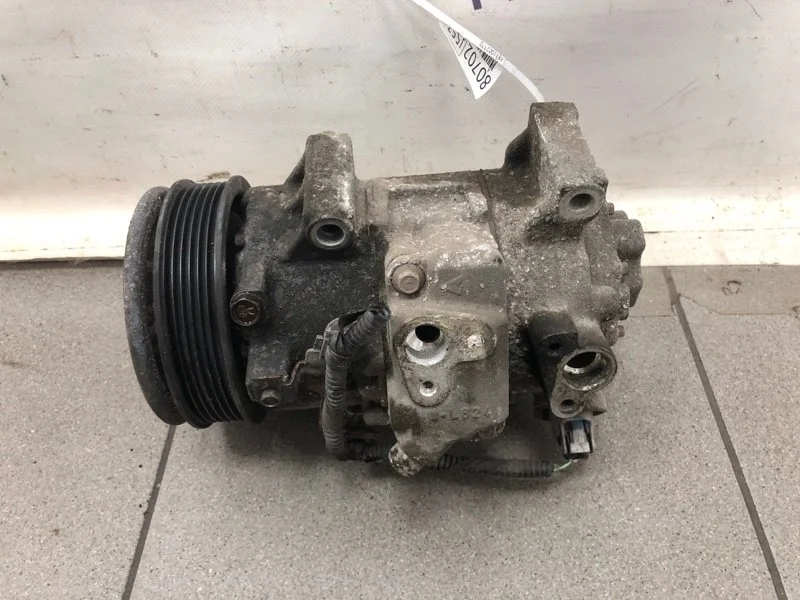 Компрессор кондиционера TOYOTA AURIS 2007 8831002370 E150 1.6 1ZRFE