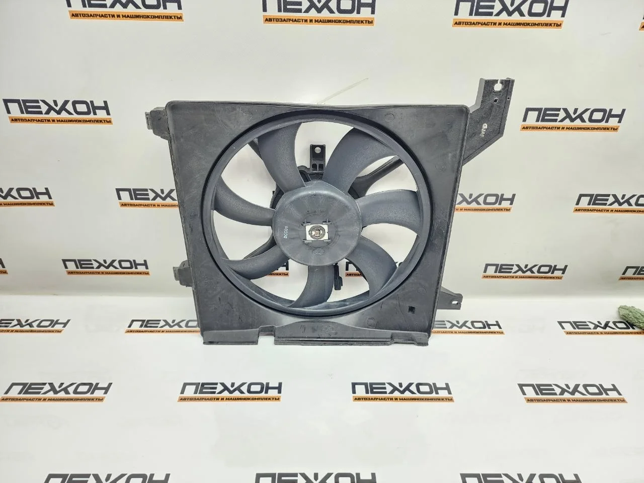 Диффузор с вентилятором HYUNDAI COUPE 2009 253802C000 GK 2.0 G4GC