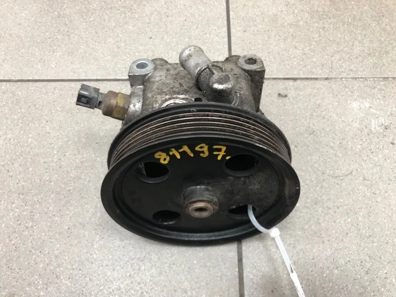 Насос ГУР FORD FOCUS 2008 1470514 2 1.6 SHDA