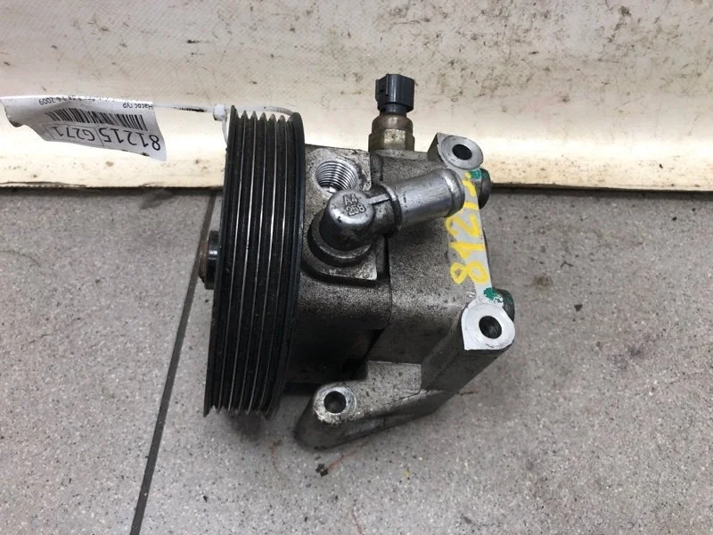 Насос ГУР FORD FOCUS 2009 1470514 2 1.6 SHDA