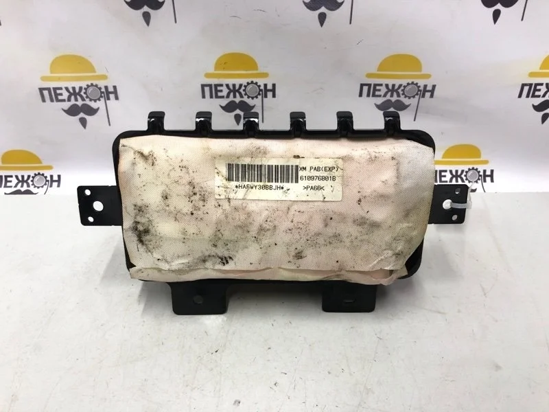 Подушка безопасности в торпедо KIA SORENTO 2010 845302P100 2 2.2 D4HB