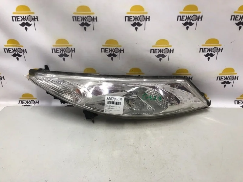 Габарит (дефект) NISSAN JUKE 2013 261251KL0B F15 1.6 HR16, левый