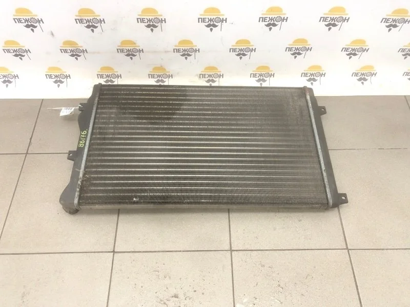 Радиатор охлаждения SKODA OCTAVIA 2010 1K0121253BB A5 1.4 CAXA