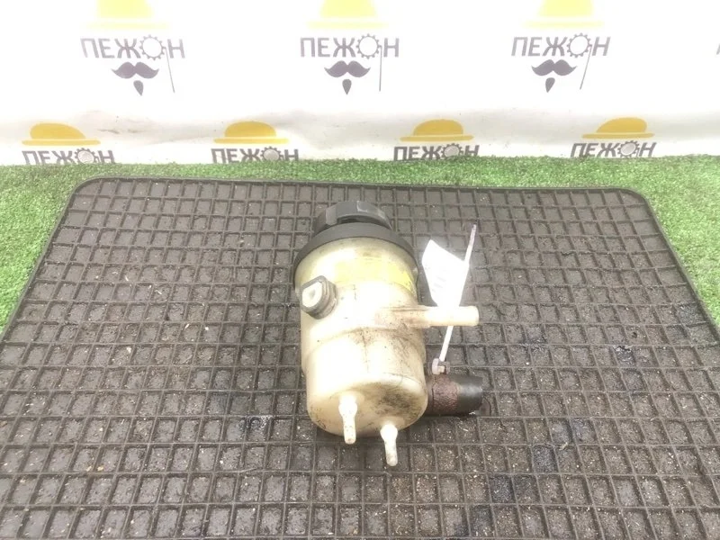 Бачок гидроусилителя руля KIA SORENTO 2010 571502P000 2 2.2 D4HB