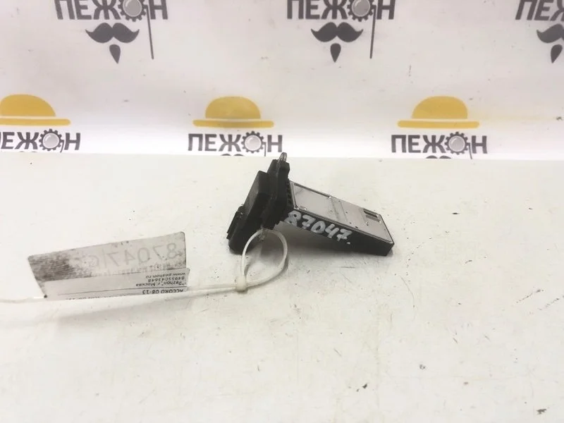 Датчик расходомера HONDA CIVIC 2007 37980RNAA01 8 1.8 R18A2