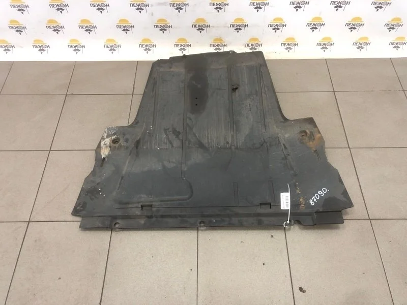 Защита двигателя RENAULT MEGANE 2006 8200563696 2 1.6 K4M812