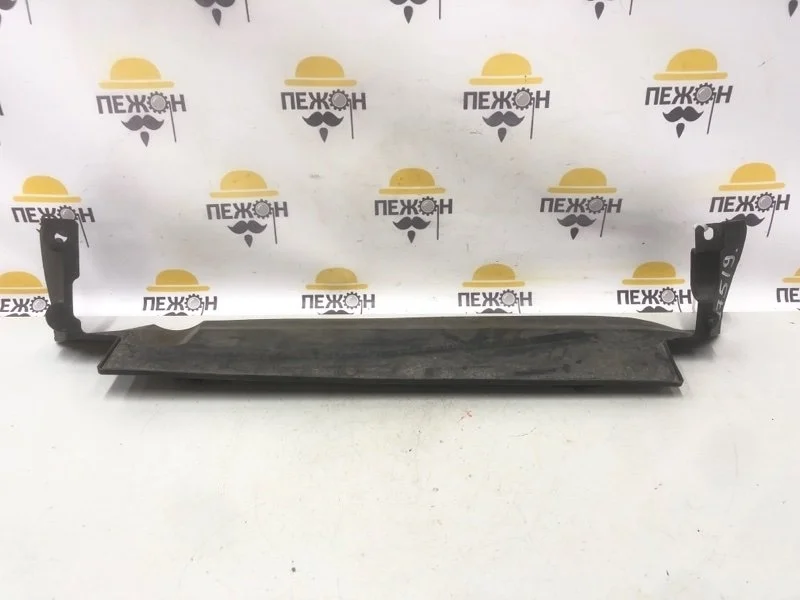 Дефлектор радиатора FORD FUSION 2006 1363593 JU 1.4 FXJA