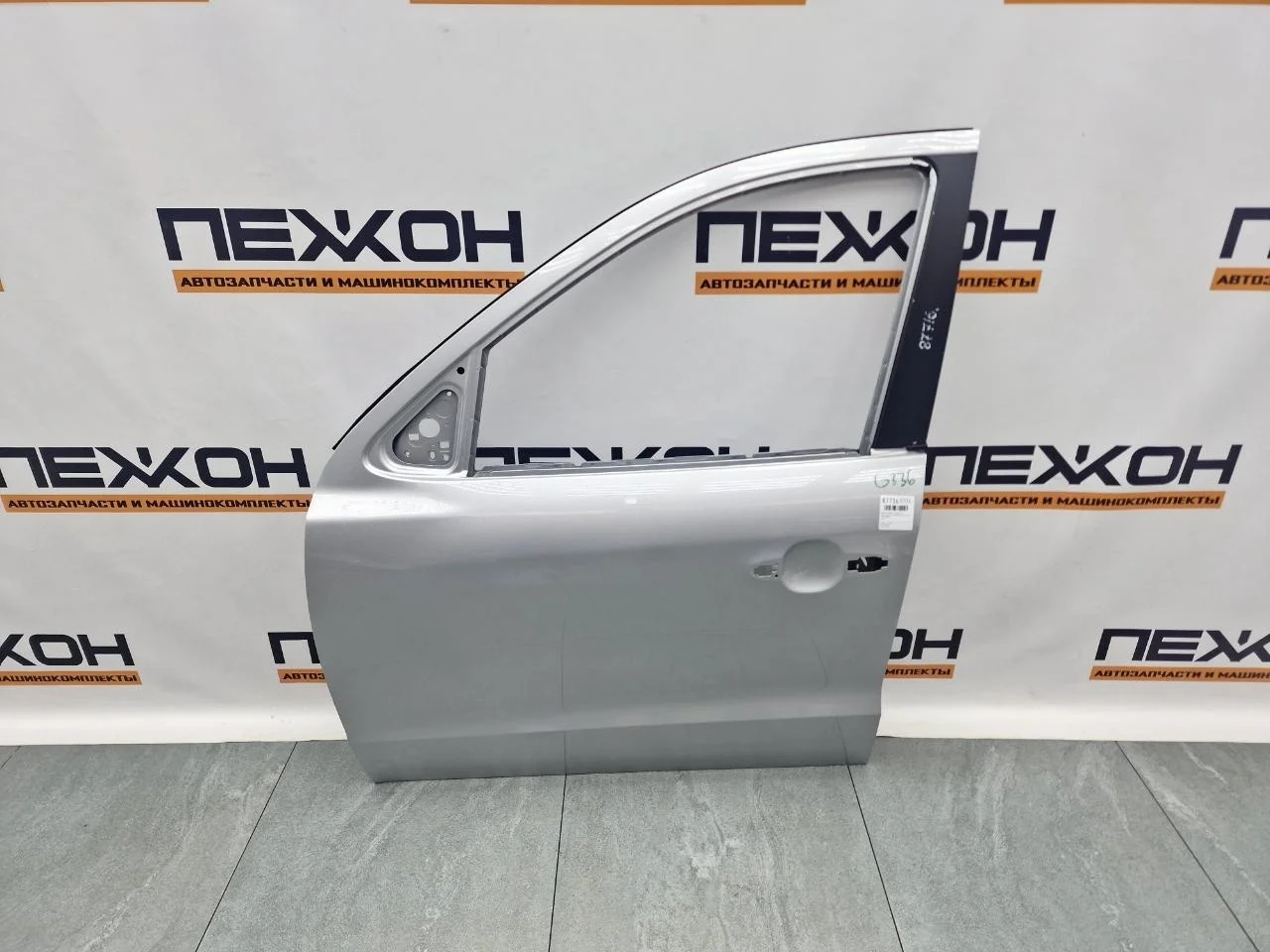 Дверь HYUNDAI SANTA FE 2012 760032B020 CM 2.2 D4HB, передняя левая