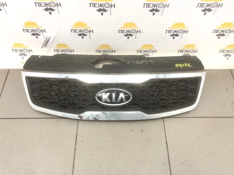 Решетка радиатора KIA RIO 2010 863601G600 2 1.4 G4EE