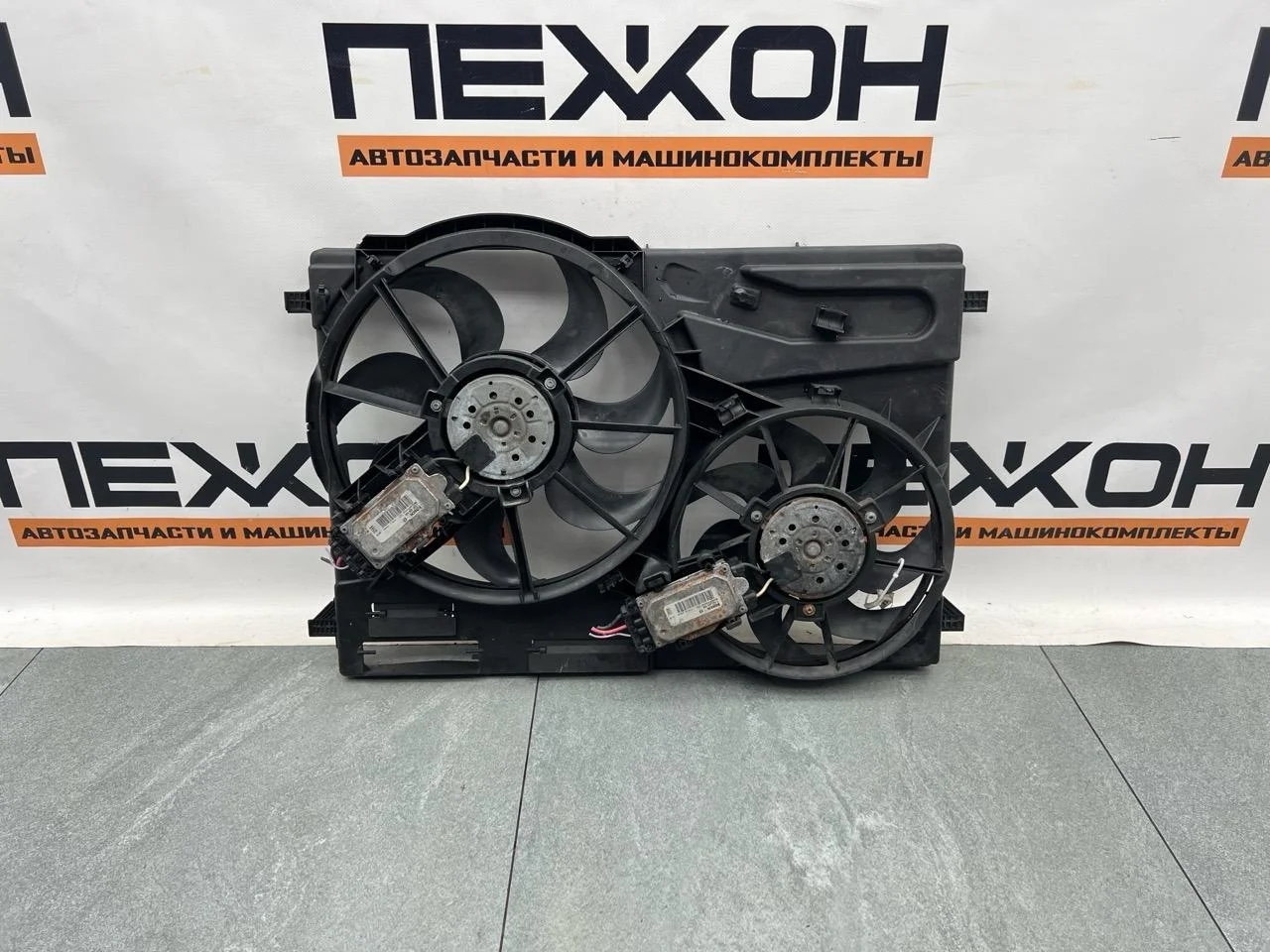 Диффузор с вентилятором VOLVO S80 2007 30792924 2 2.4 D5244T