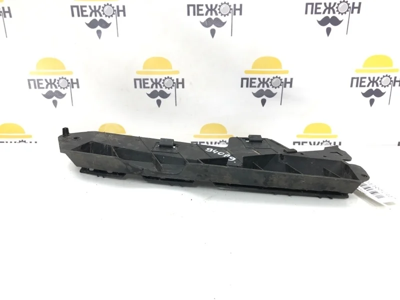 Кронштейн бампера VOLVO S80 2007 30796387 2 2.4 D5244T, передний левый