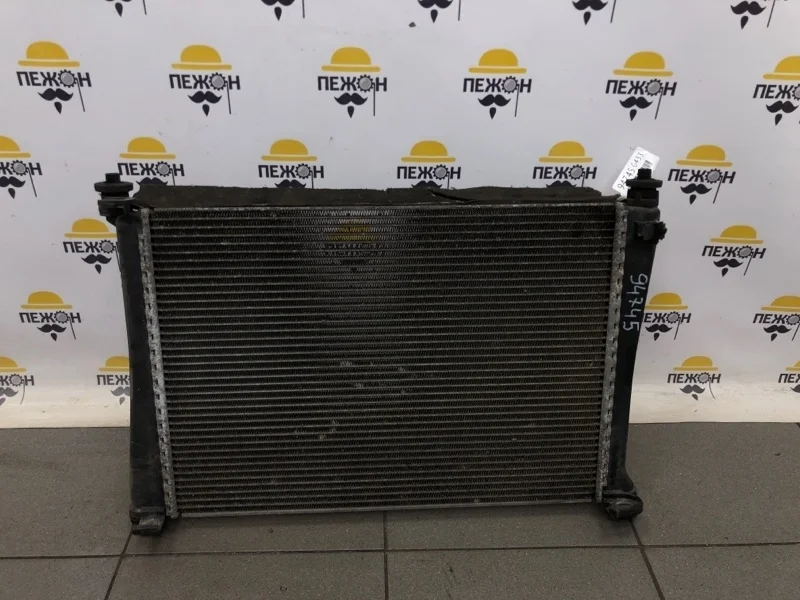 Радиатор охлаждения FORD FUSION 2009 1325831 JU 1.4 FXJA