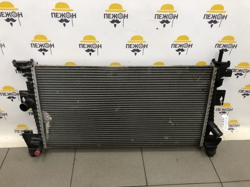 Радиатор охлаждения FORD FOCUS 2011 1727475 3 1.6 PNDA
