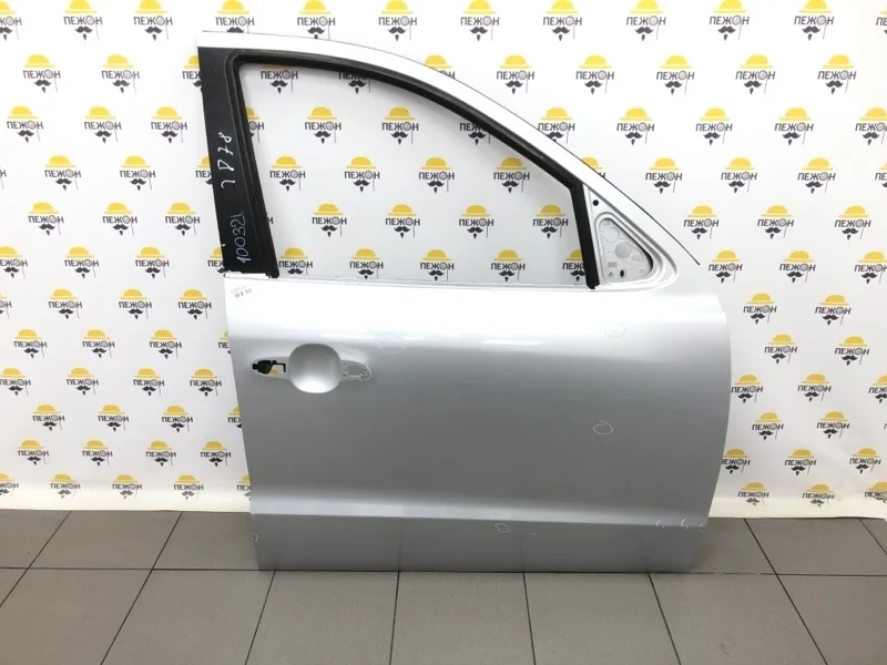 Дверь HYUNDAI SANTA FE 2011 760042B020 CM 2.2 D4HB, передняя правая