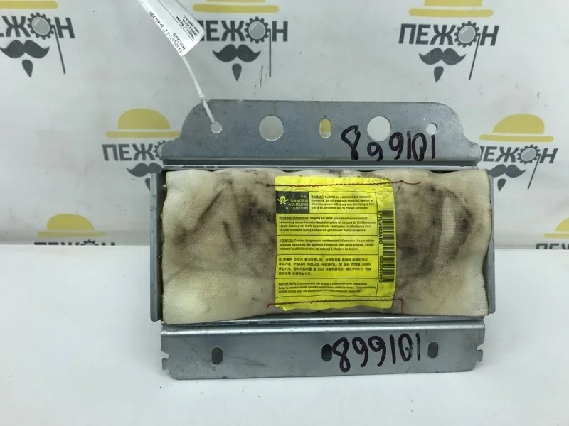 Подушка безопасности в торпедо KIA SORENTO 2007 845003E600 1 2.5 D4CB