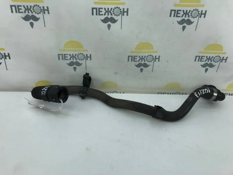 Патрубок системы охлаждения LAND ROVER FREELANDER 2011 LR000943 2 2.2 224DT