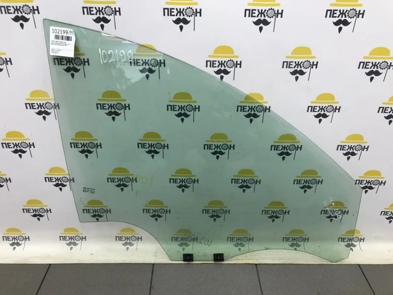 Стекло двери RENAULT SANDERO 2013 803004851R B52 0.9 H4BA400, переднее правое