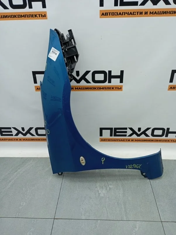 Крыло PEUGEOT 307 7841T2, переднее правое