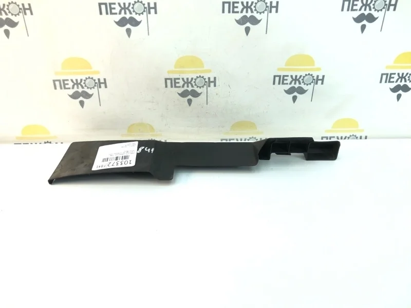 Дефлектор радиатора KIA Venga 2010 291361P000 YN 1.6 G4FC, правый