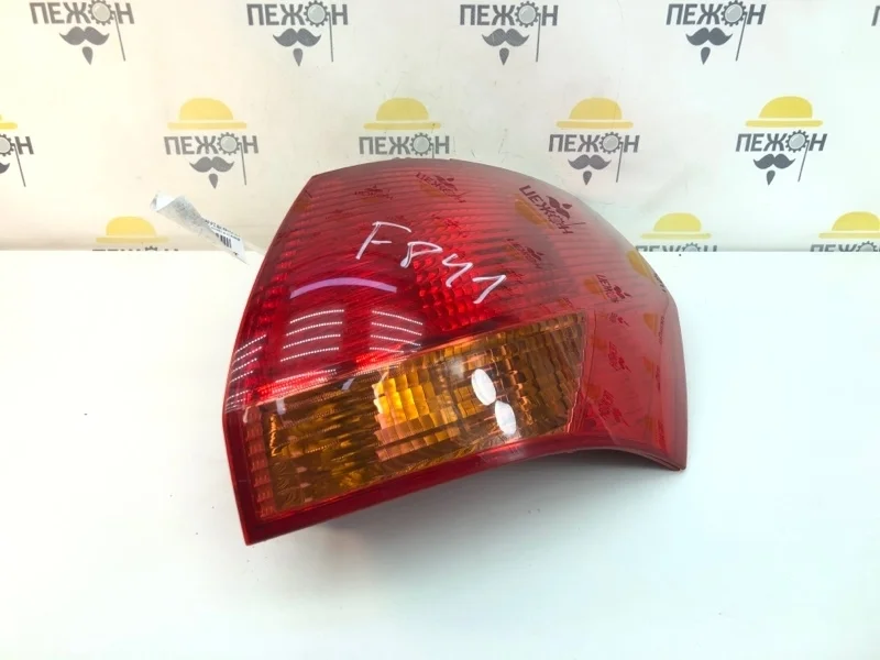 Фонарь в крыло KIA Venga 2010 924021P000 YN 1.6 G4FC, задний правый