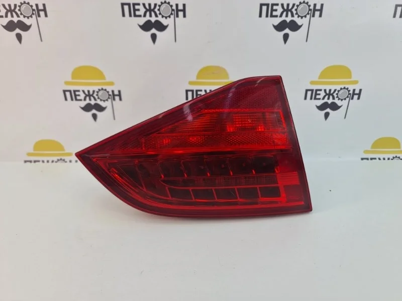 Фонарь AUDI A4 8K9945093B B8, задний левый