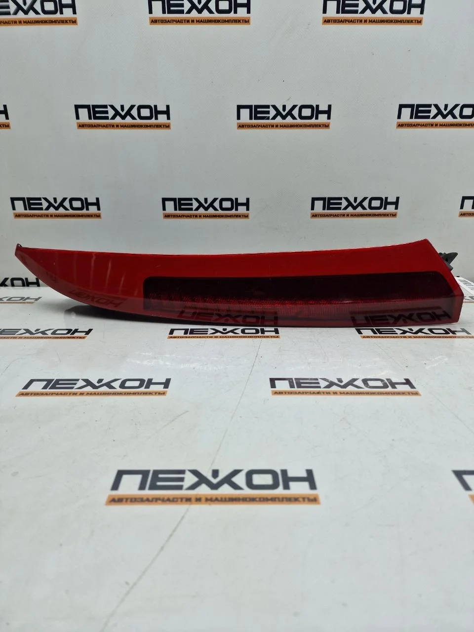 Фонарь VOLVO XC90 30678221 C, задний правый